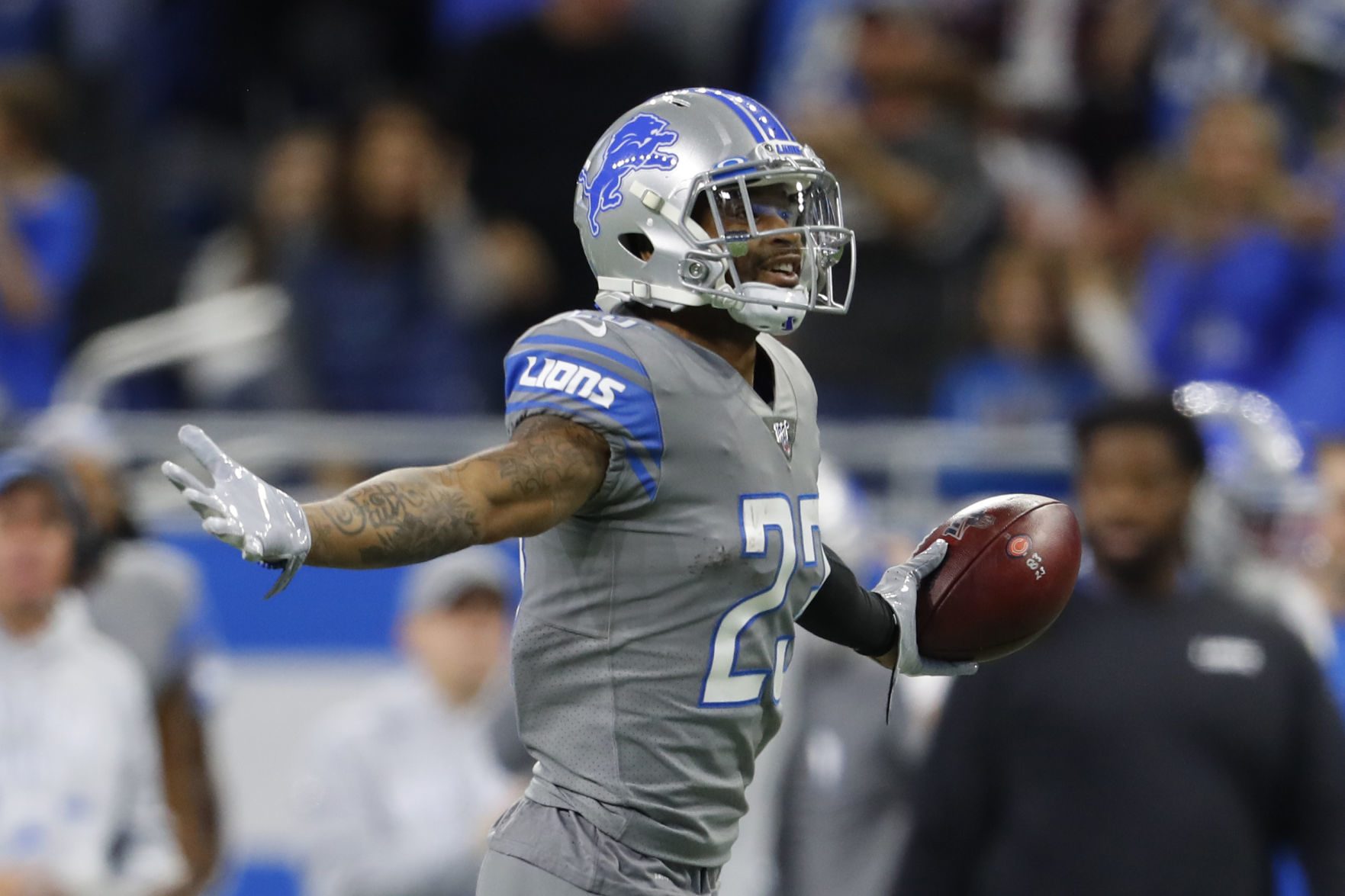 Trade: Darius Slay to Philadelphia Eagles (from Detroit)